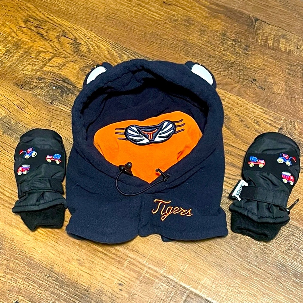 Kids tiger fleece hat + Insulation waterproof gloves